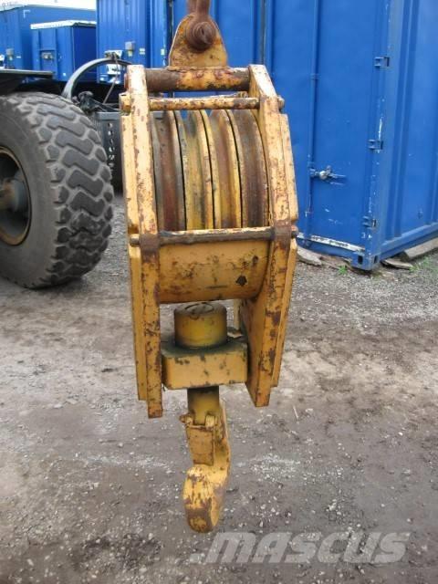 Hitachi Hookblock Altri componenti