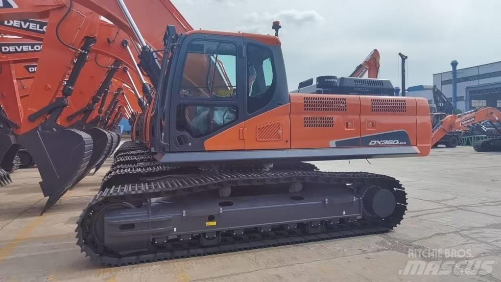 Develon DX 360LCA-7B Escavatori cingolati