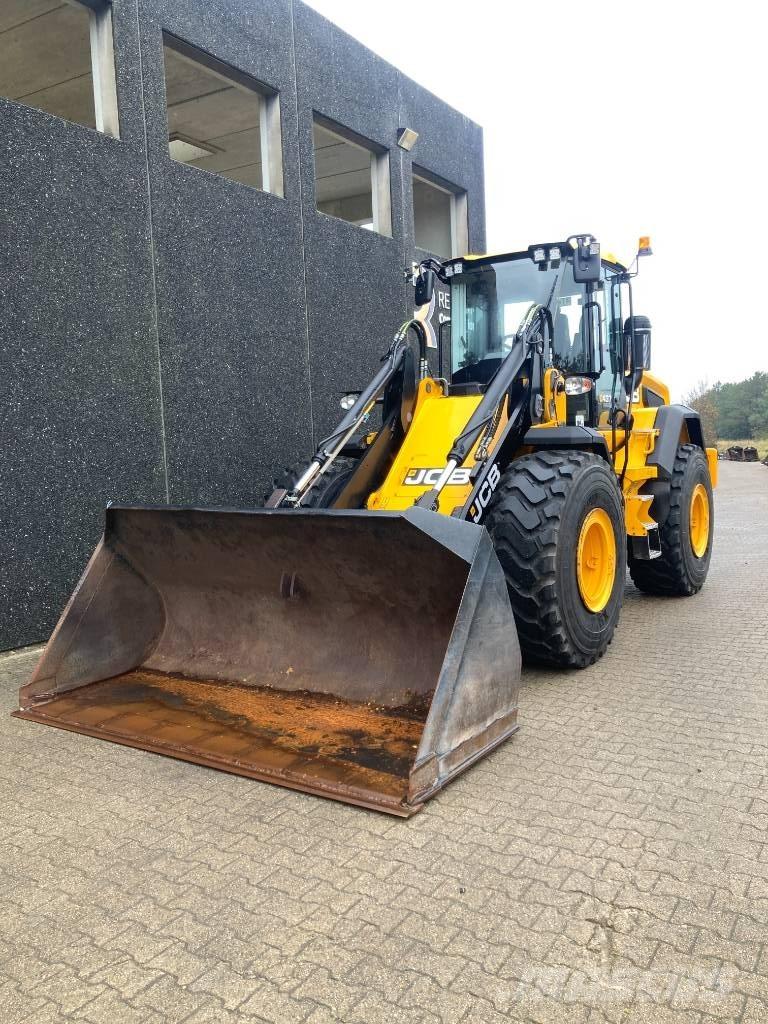 JCB 437 HT Pale gommate