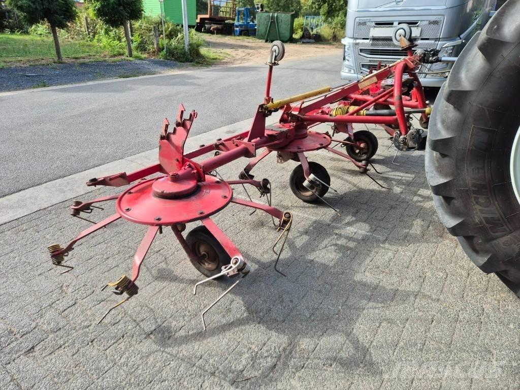 Lely Lotus 600 Ranghinatori