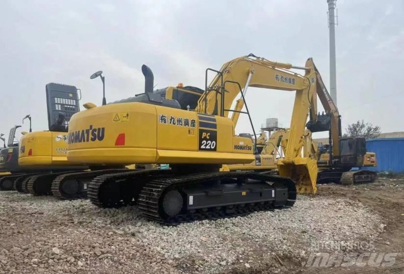 Komatsu 220-8K Escavatori cingolati