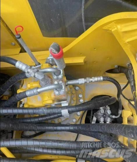 Komatsu 220-8K Escavatori cingolati