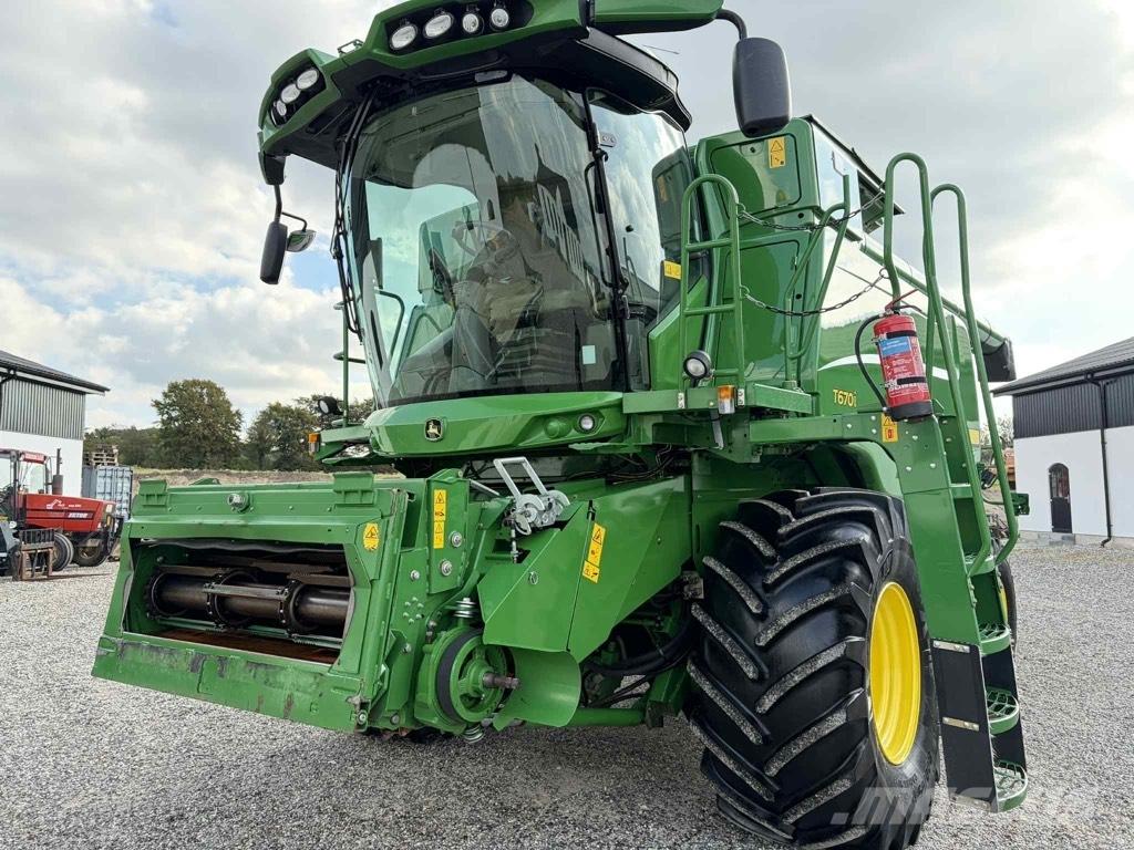 John Deere T 670 i Mietitrebbiatrici