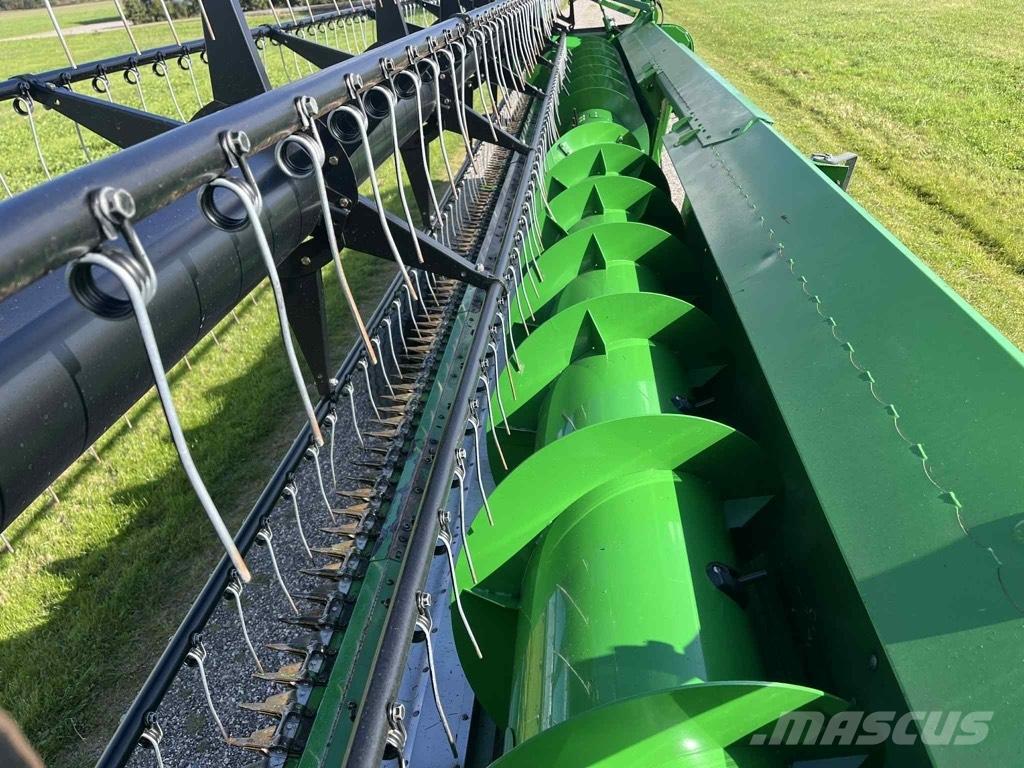 John Deere T 670 i Mietitrebbiatrici