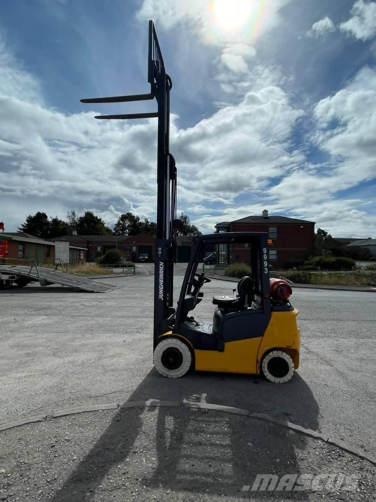 Jungheinrich TFG 320 Carrelli elevatori GPL