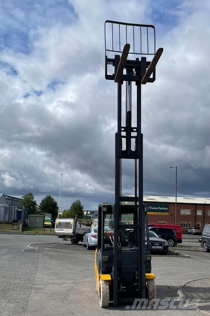 Jungheinrich TFG 320 Carrelli elevatori GPL