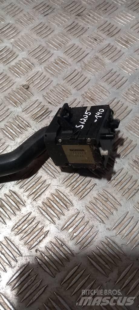 Scania R 440.    1542529 Cabine e interni
