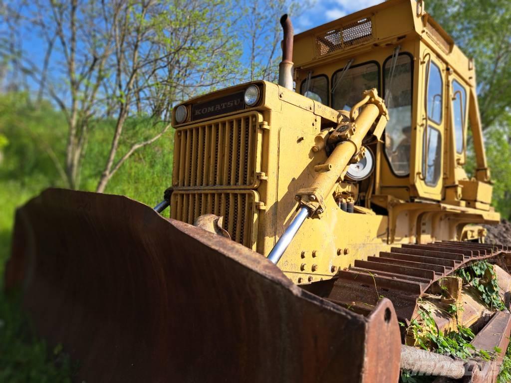 Komatsu D85A Dozer cingolati