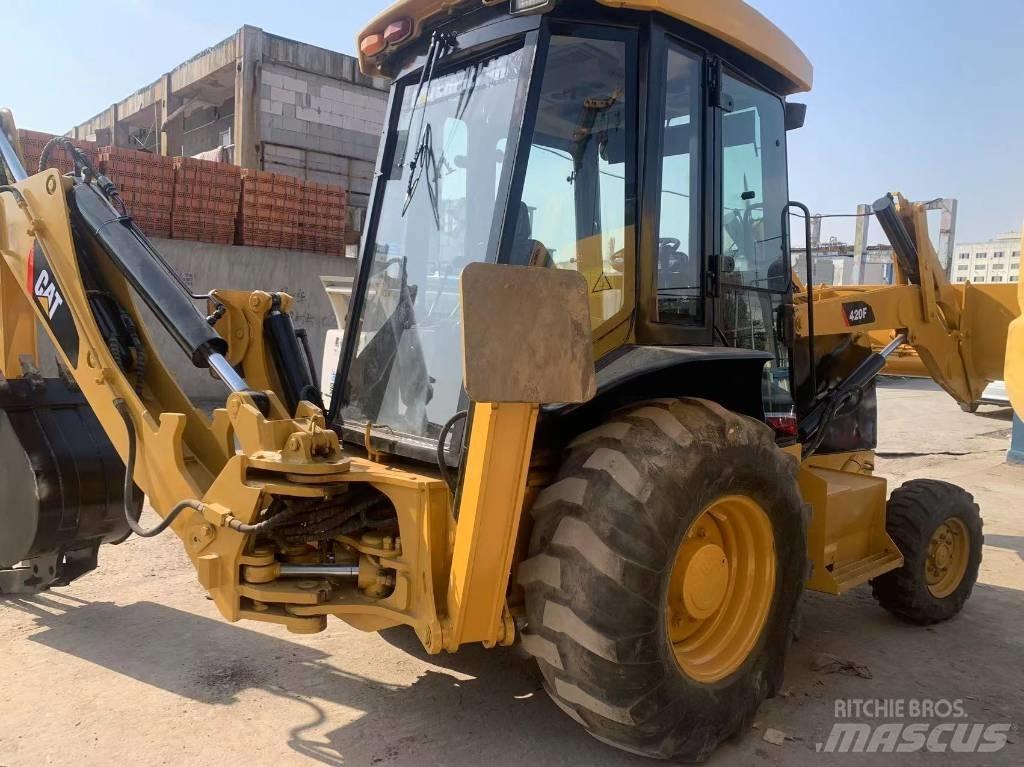 CAT 420 F Terne