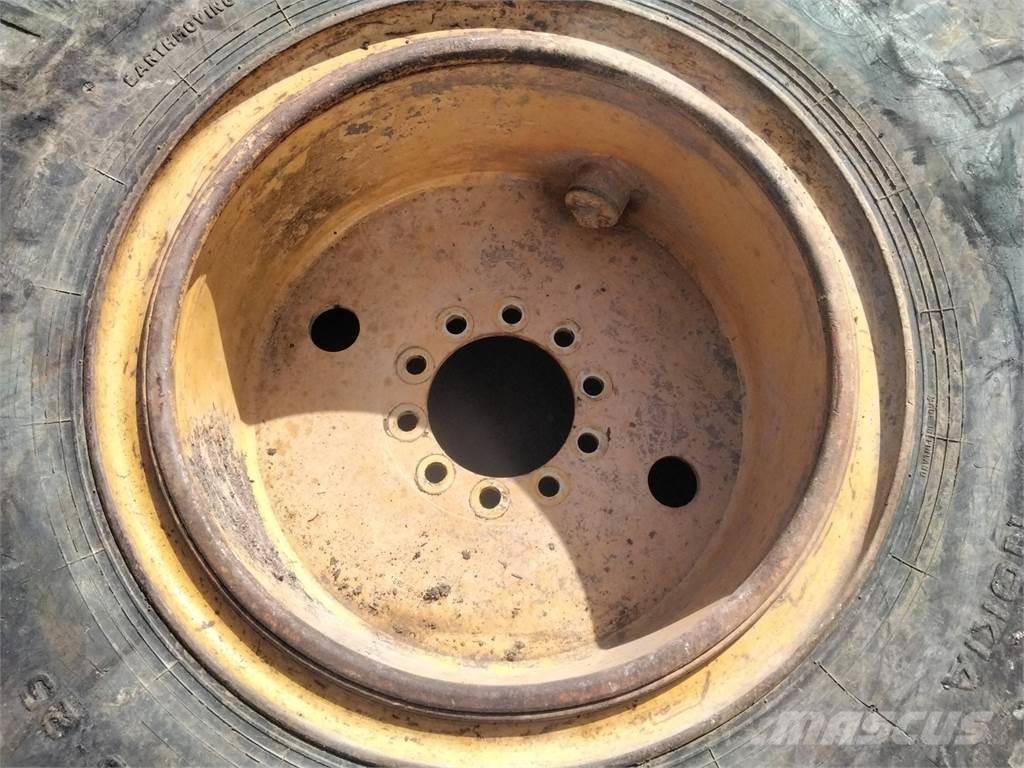 Rottne 2004 14-25 Pneumatici, ruote e cerchioni