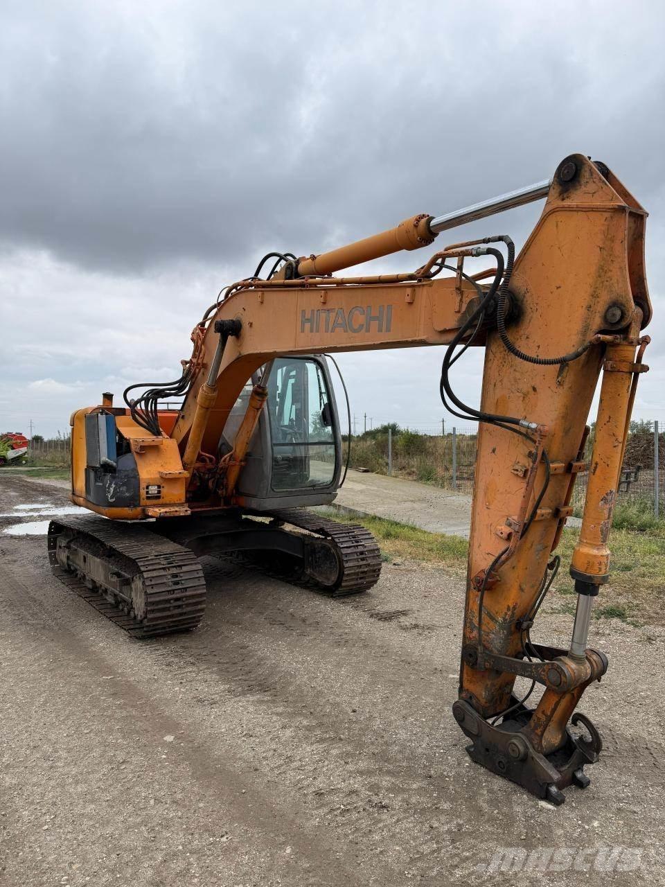 Hitachi ZX135US Escavatori cingolati