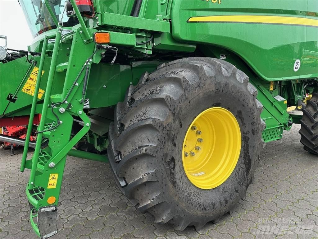 John Deere T 670 i Mietitrebbiatrici