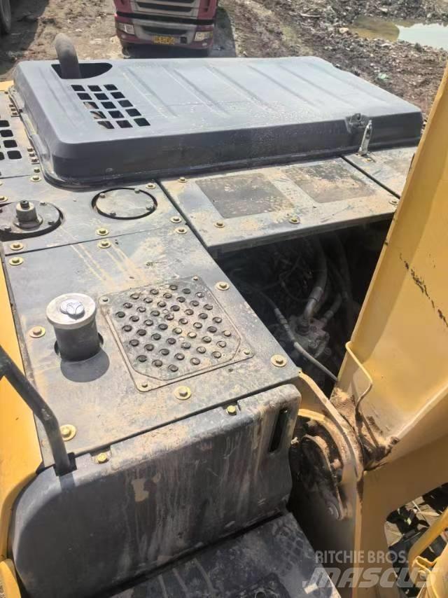 Sumitomo SH200-5 Escavatori cingolati