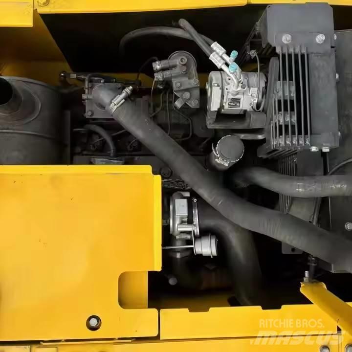 Komatsu PC 130 Escavatori cingolati