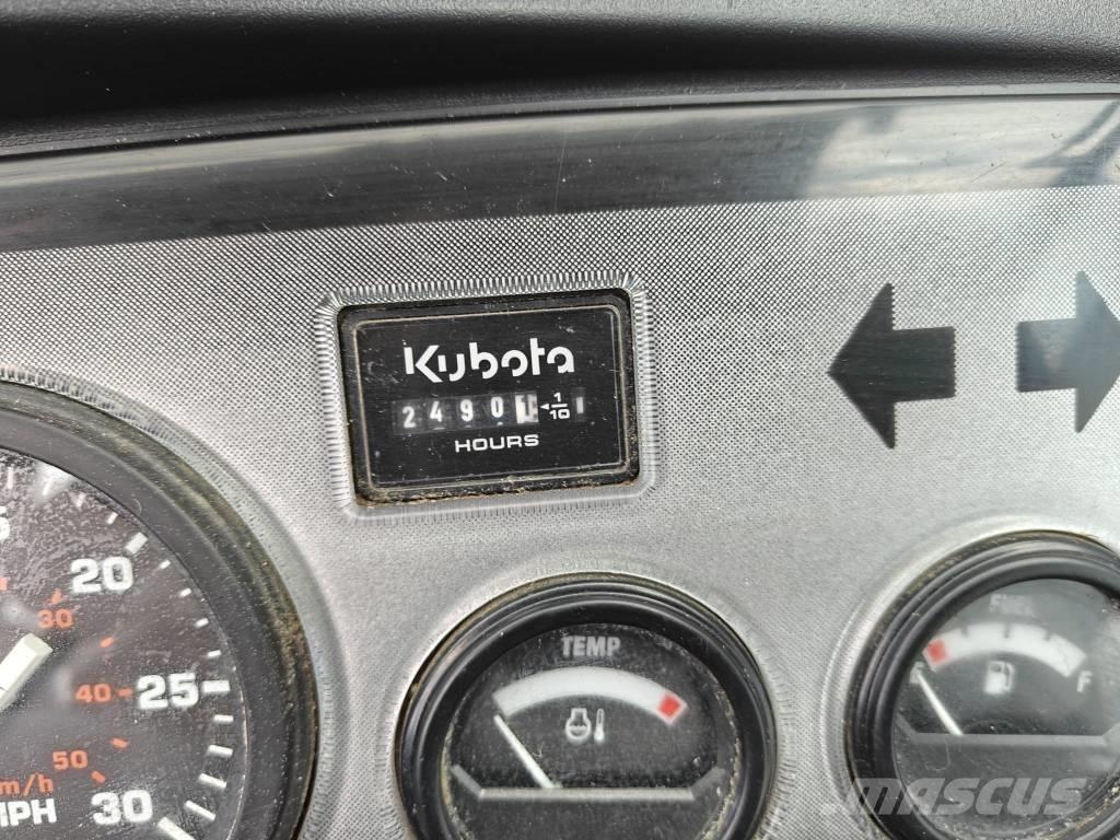 Kubota RTV900-4X4 Manutenzione verde e strade – Altro