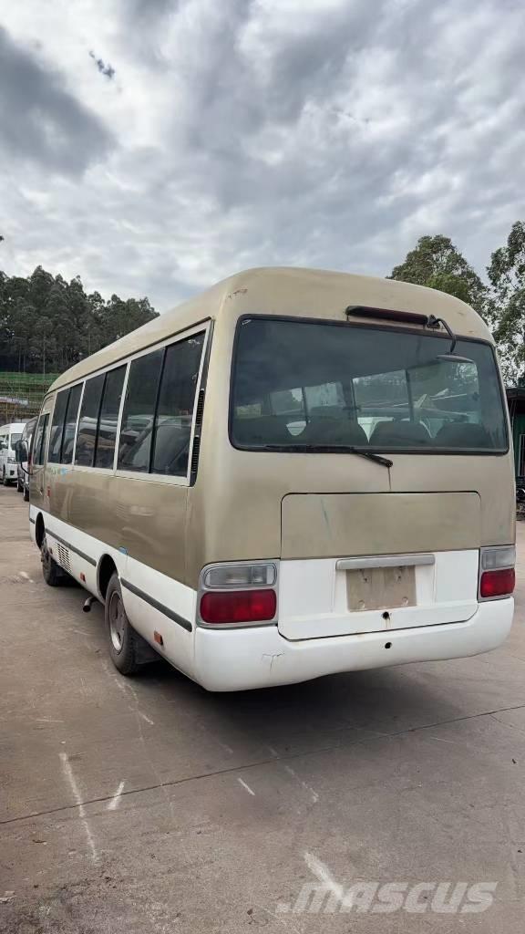 Toyota Coaster Autobus interurbani