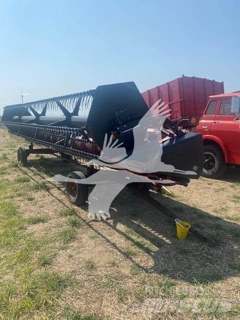 Case IH 1020 Testate per mietitrebbie
