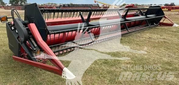Case IH 1020 Testate per mietitrebbie