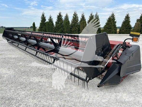 Case IH 1020 Testate per mietitrebbie