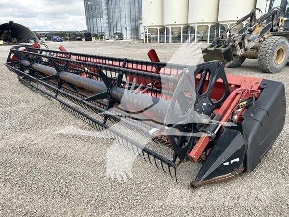 Case IH 1020 Testate per mietitrebbie