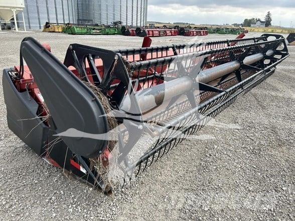 Case IH 1020 Testate per mietitrebbie