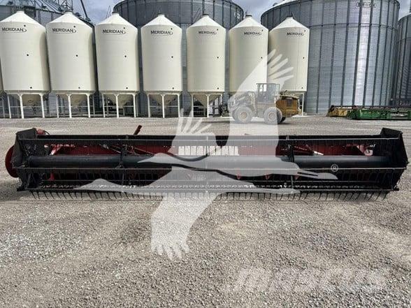 Case IH 1020 Testate per mietitrebbie