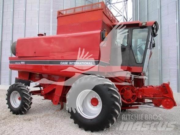 Case IH 1660 Mietitrebbiatrici