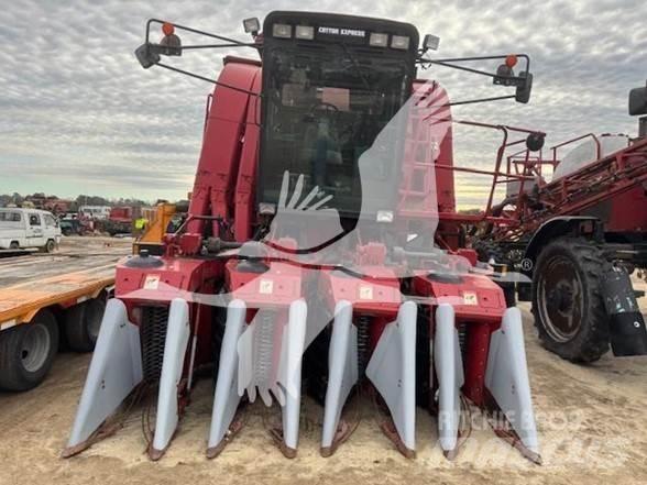 Case IH 2055 Mietitrebbiatrici