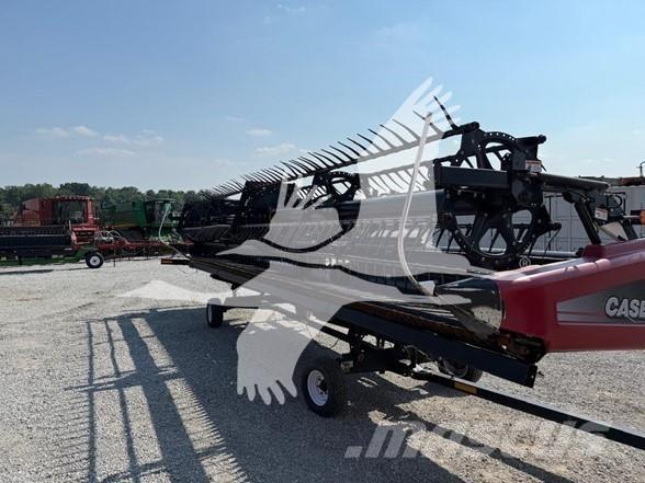 Case IH 2162 Testate per mietitrebbie