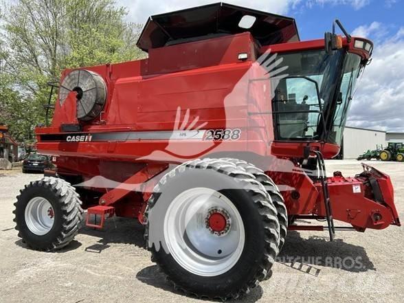 Case IH 2588 Mietitrebbiatrici