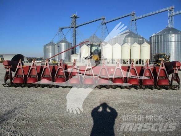 Case IH 3412 Testate per mietitrebbie