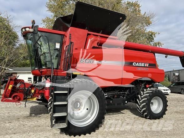 Case IH 6130 Mietitrebbiatrici