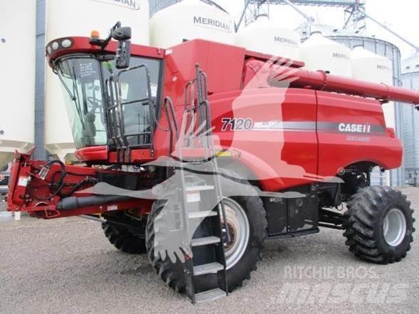 Case IH 7120 Mietitrebbiatrici