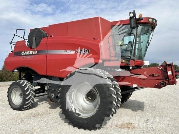 Case IH 7120 Mietitrebbiatrici