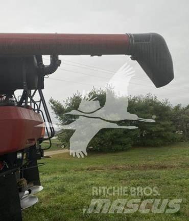 Case IH 7140 Mietitrebbiatrici