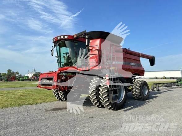 Case IH 9120 Mietitrebbiatrici