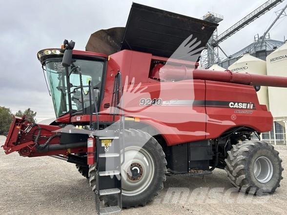 Case IH 9240 Mietitrebbiatrici