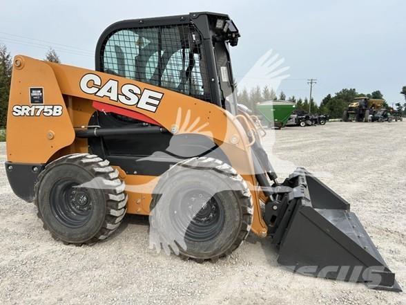 CASE SR175B Mini Pale Gommate