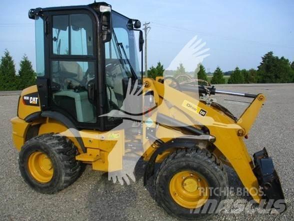 CAT 903D Pale gommate