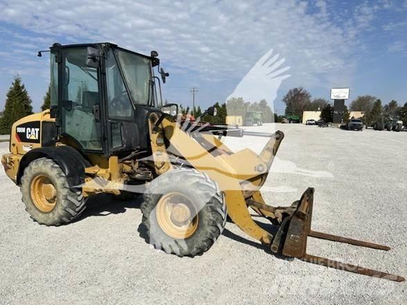 CAT 908M Pale gommate