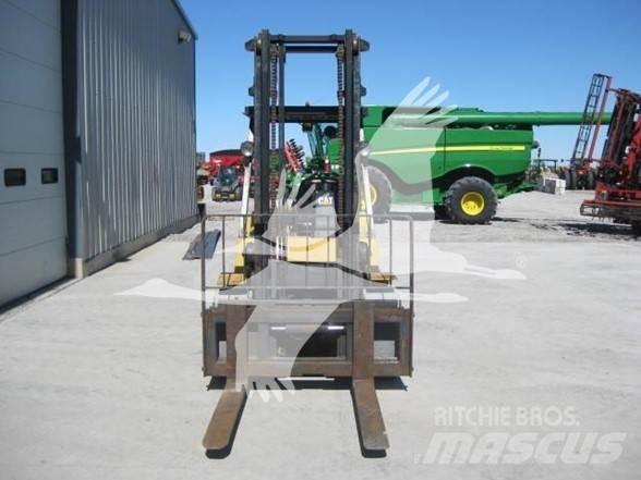 CAT DP40KL Carrelli elevatori diesel