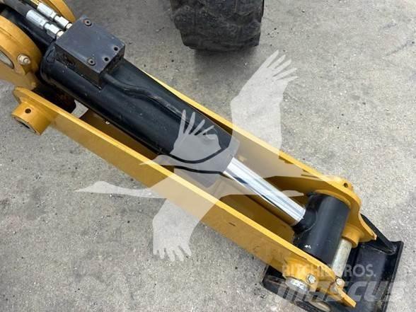 CAT TL1055D Sollevatori telescopici