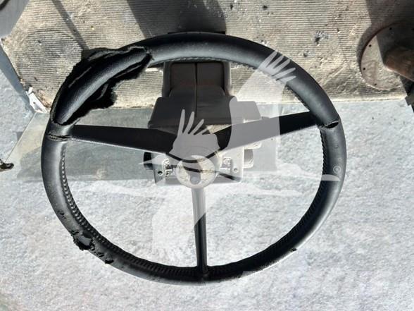 Gleaner R72 Mietitrebbiatrici