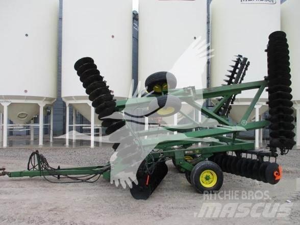 John Deere 630 Erpici a dischi
