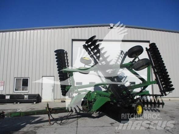 John Deere 630 Erpici a dischi