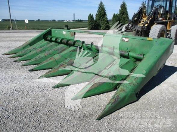 John Deere 843 Testate per mietitrebbie