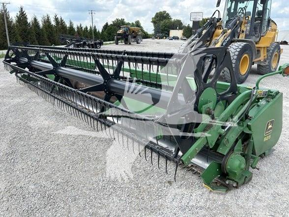 John Deere 925 Testate per mietitrebbie