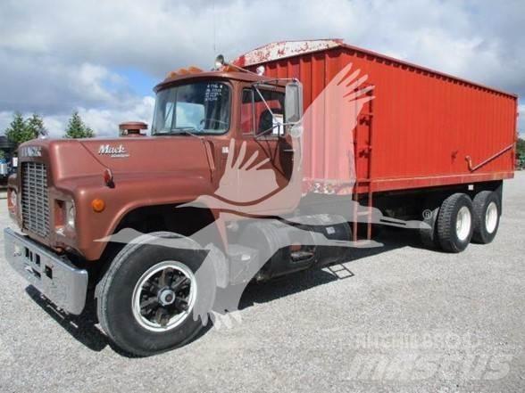 Mack R686ST Costruzioni - Altro