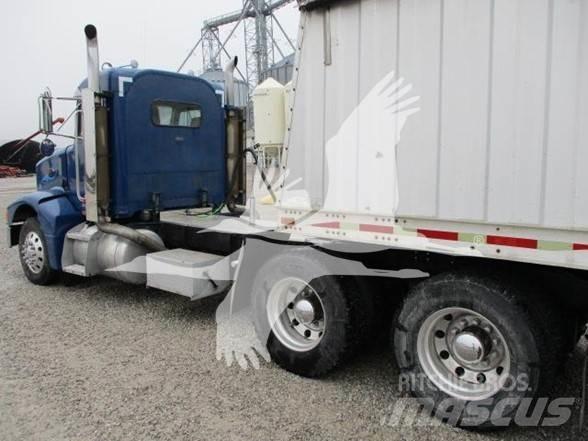 Peterbilt 385 Motrici e Trattori Stradali