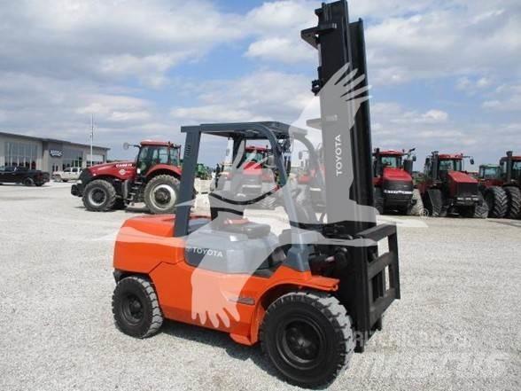 Toyota 7FDU45 Carrelli elevatori diesel